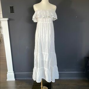 GOA Elegant Off-Shoulder White Maxi Dress
